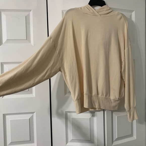 Fabletics Tan Sweatshirt - Picture 2 of 3
